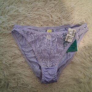 Secretly Yours nwt vintage panties womens 6 nylon lavender lace
